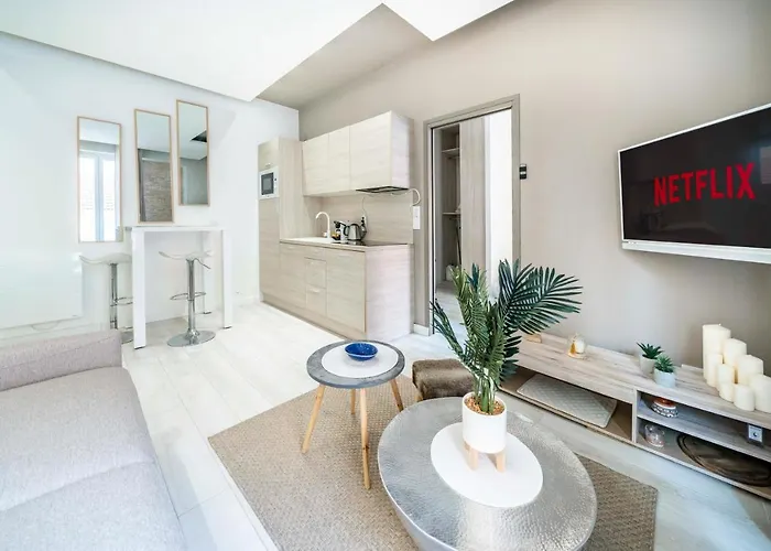 Apartment Frontiere Monaco - Moderne Renove - Ah Beausoleil