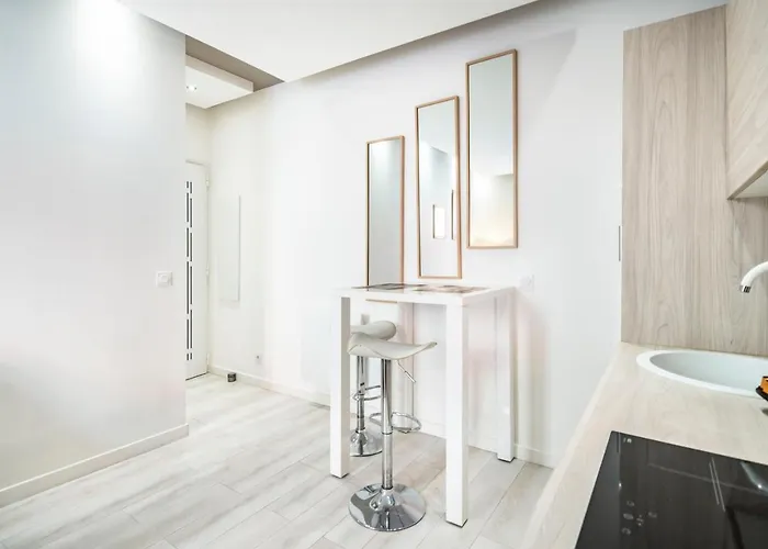 Frontiere Monaco - Moderne Renove - Ah *