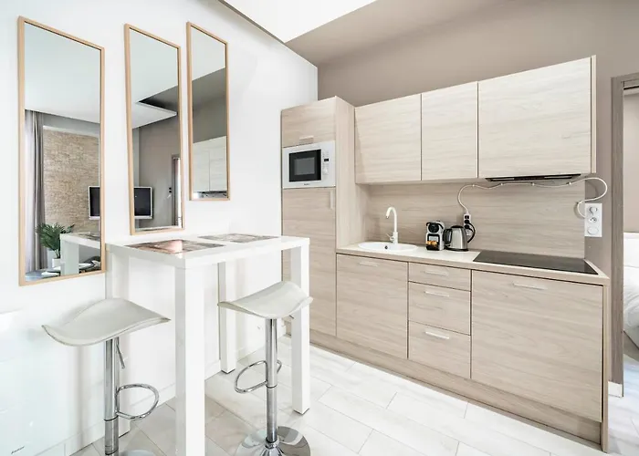 Frontiere Monaco - Moderne Renove - Ah