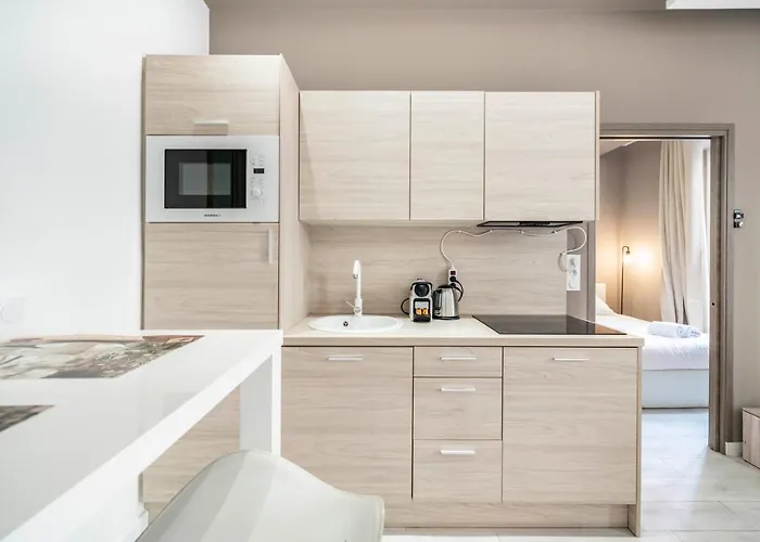 Frontiere Monaco - Moderne Renove - Ah *